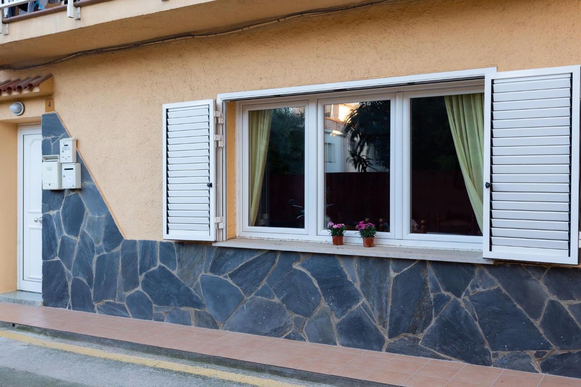 Apartamento Norfeu L' Escala Esterno foto